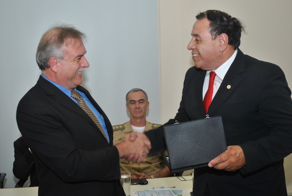 Delegado Paim agora é Cidadão Montenegrino