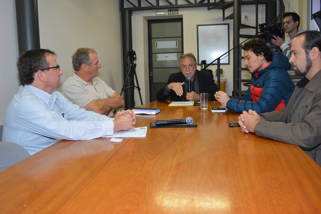  Prédio do antigo Cinema vendido quando estava interditado