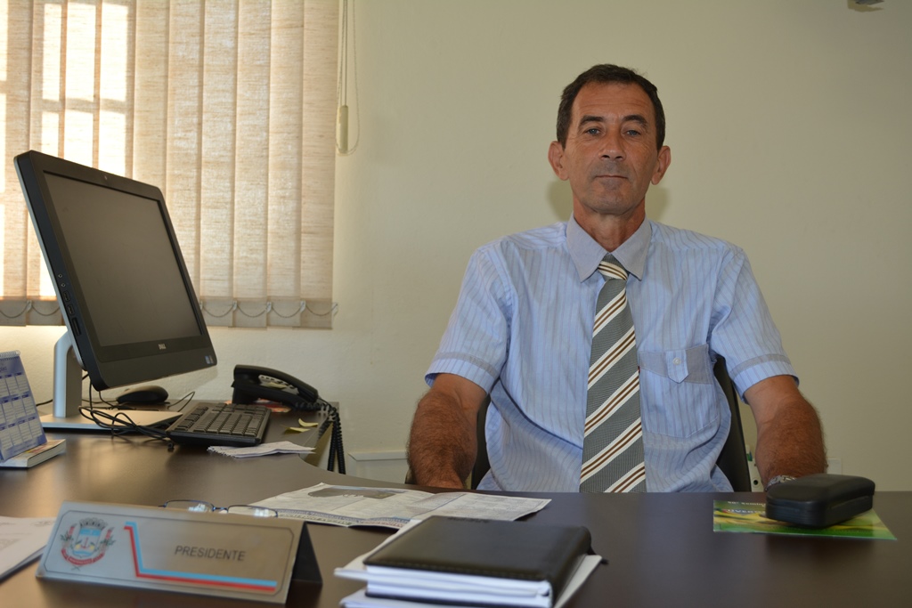 Vereador Dorinho assume a presidência da Câmara