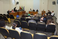 Vereadores aprovam dois projetos em Sessão Extraordinária