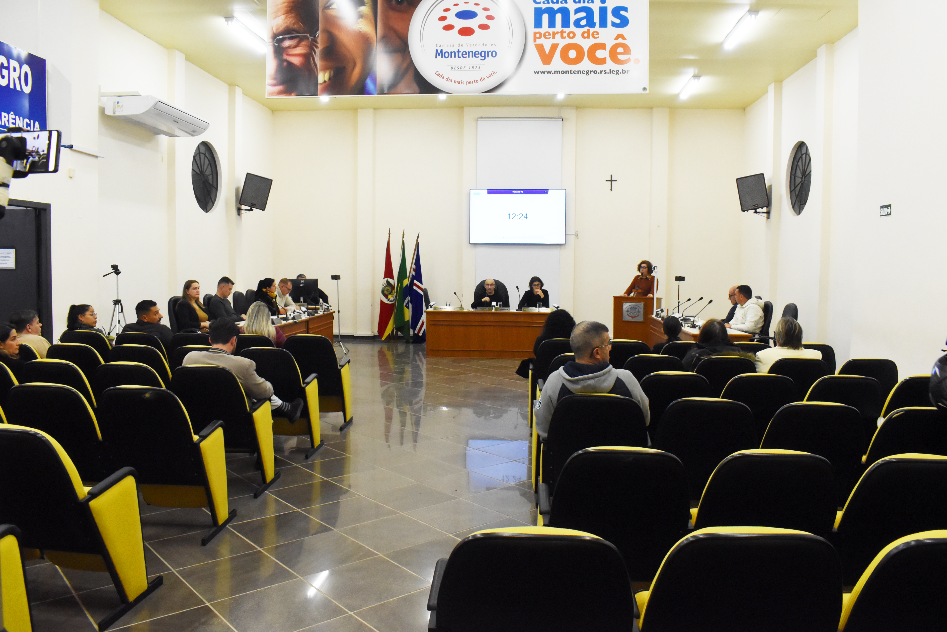 Câmara aprova lei contra canis clandestinos e proteção animal