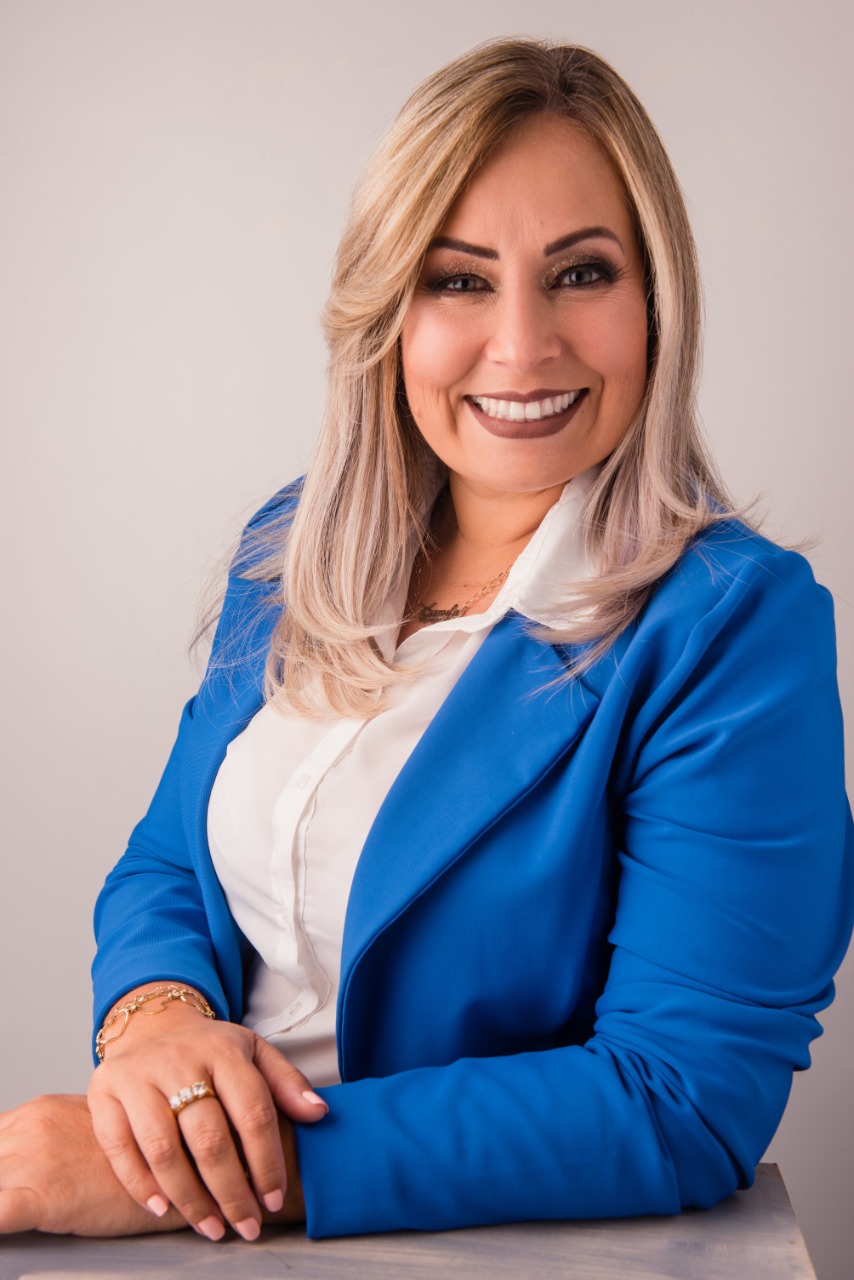 Camila Carolina de Oliveira (Republicanos)