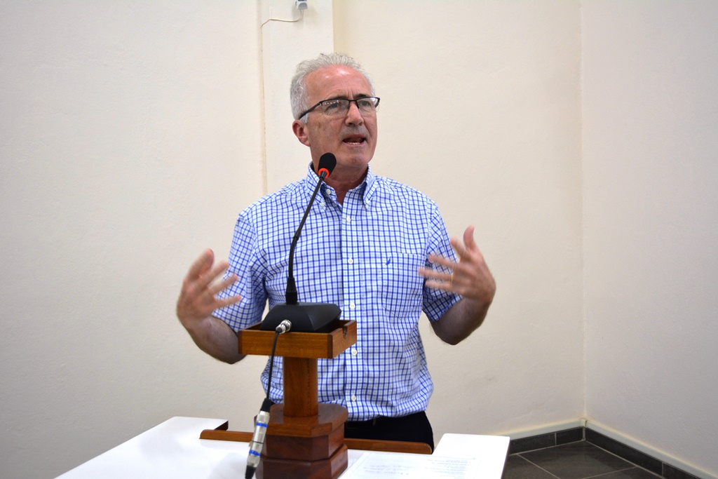 Administração será convocada à Câmara para explicar o alegado déficit financeiro