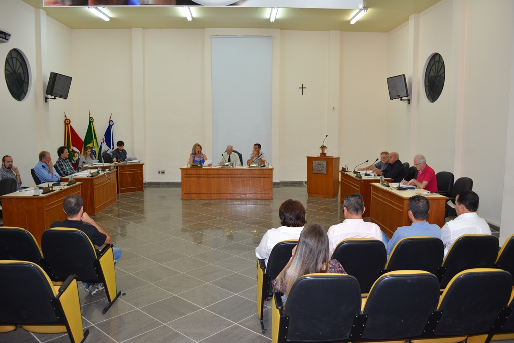 Aprovado projeto do Estacionamento Pago em ruas do centro