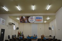 Câmara substitui lâmpadas comuns por LED