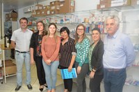 Comitiva montenegrina visita o projeto Farmácia Solidária, em Farroupilha