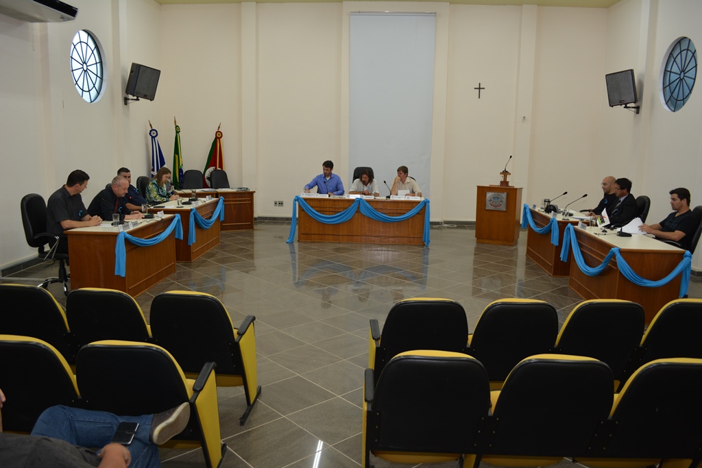 Conclusão do calçamento da Rua Taquari