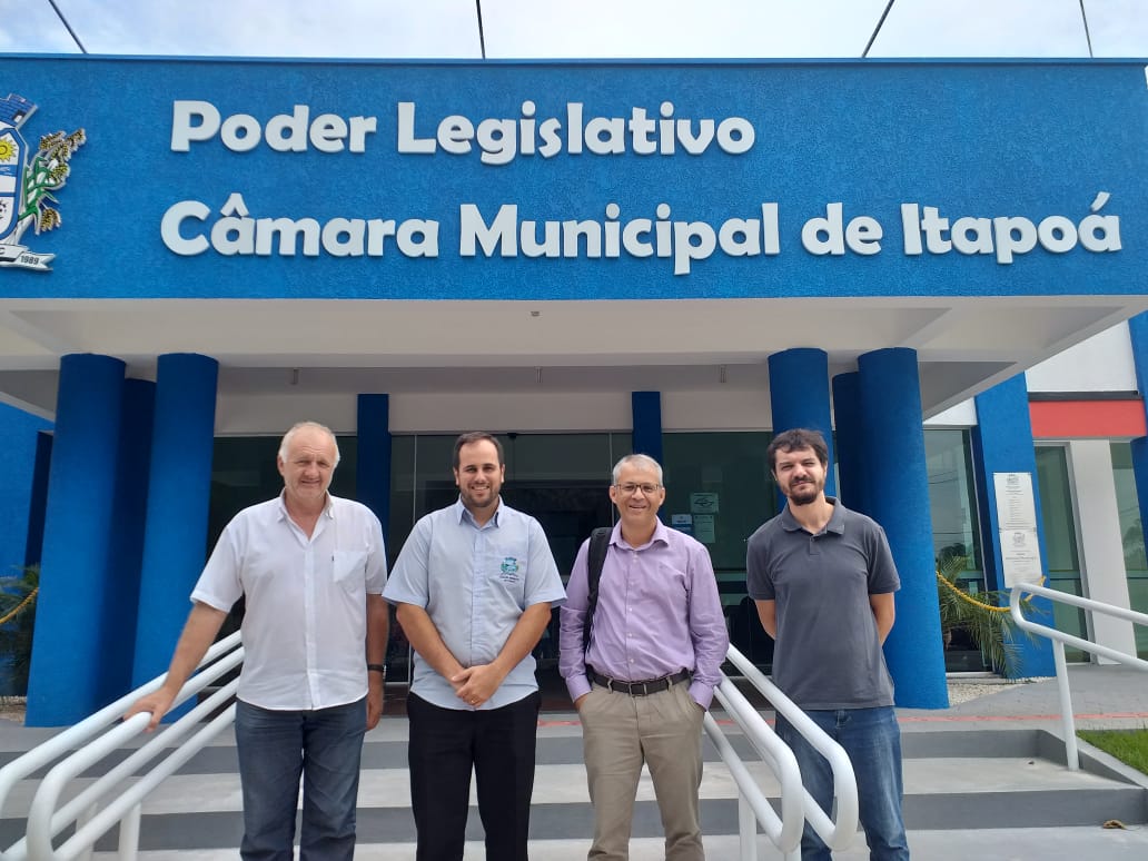 Eliminar papel e transmitir ao vivo: servidores buscam modelos