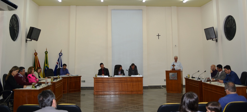 Ernesto Lemmertz na Tribuna Livre e projeto alterando o ISSQN