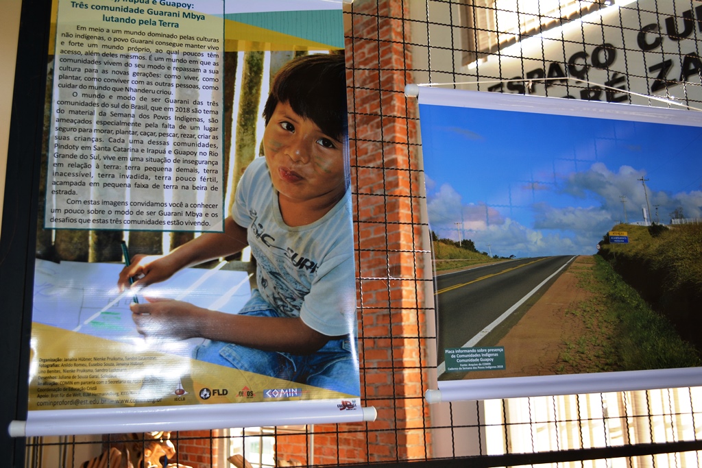 Exposição fotográfica de povos indígenas, na Câmara de Vereadores