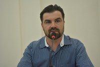 Kinn apresenta projeto que proíbe inauguração de obras municipais que estejam inacabadas