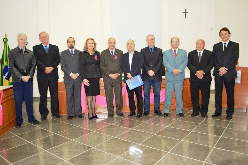 Médico Ossanai é oficialmente Cidadão Montenegrino 