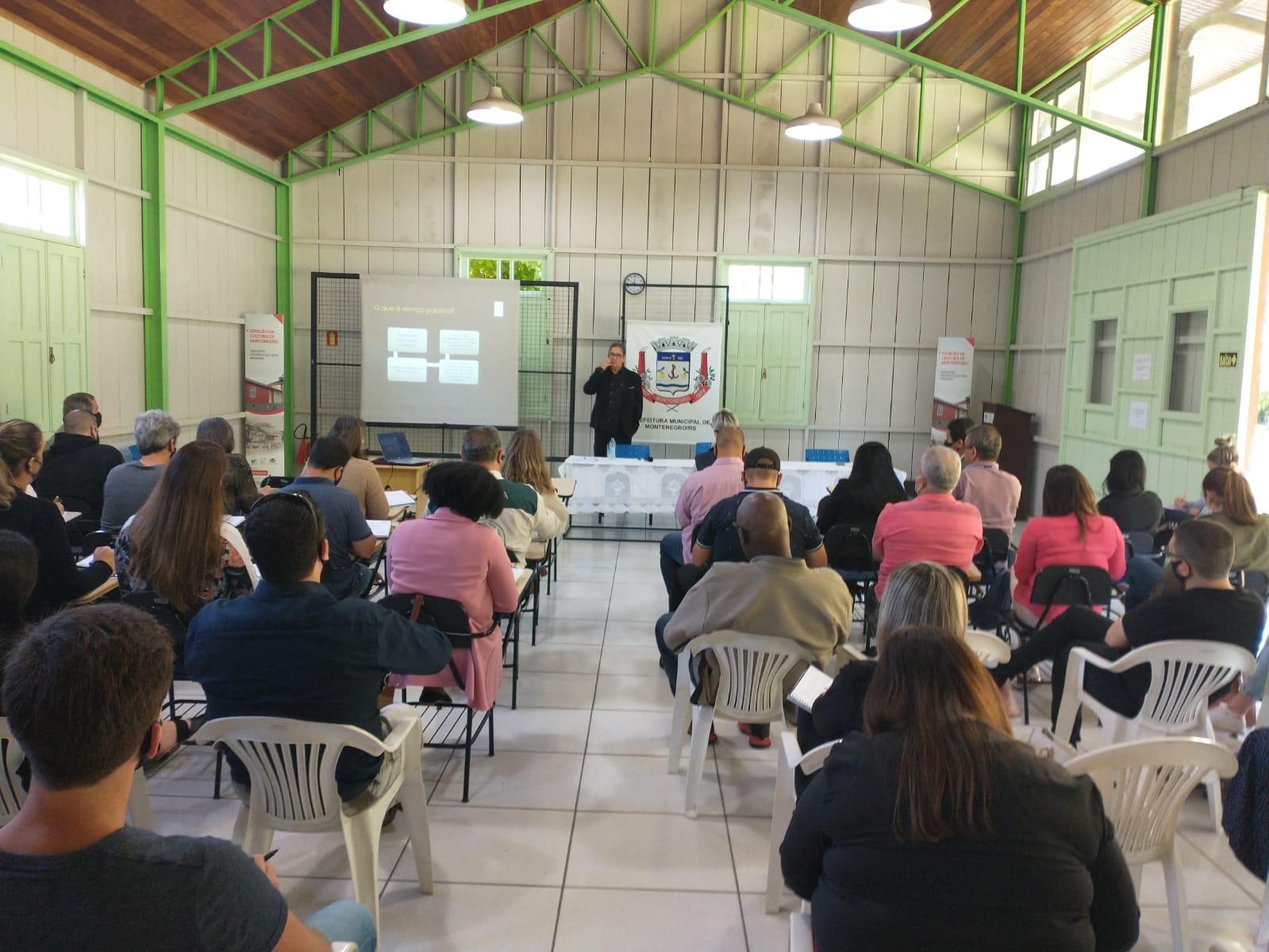 Montenegro recebe curso de captação de recursos para projetos sociais 