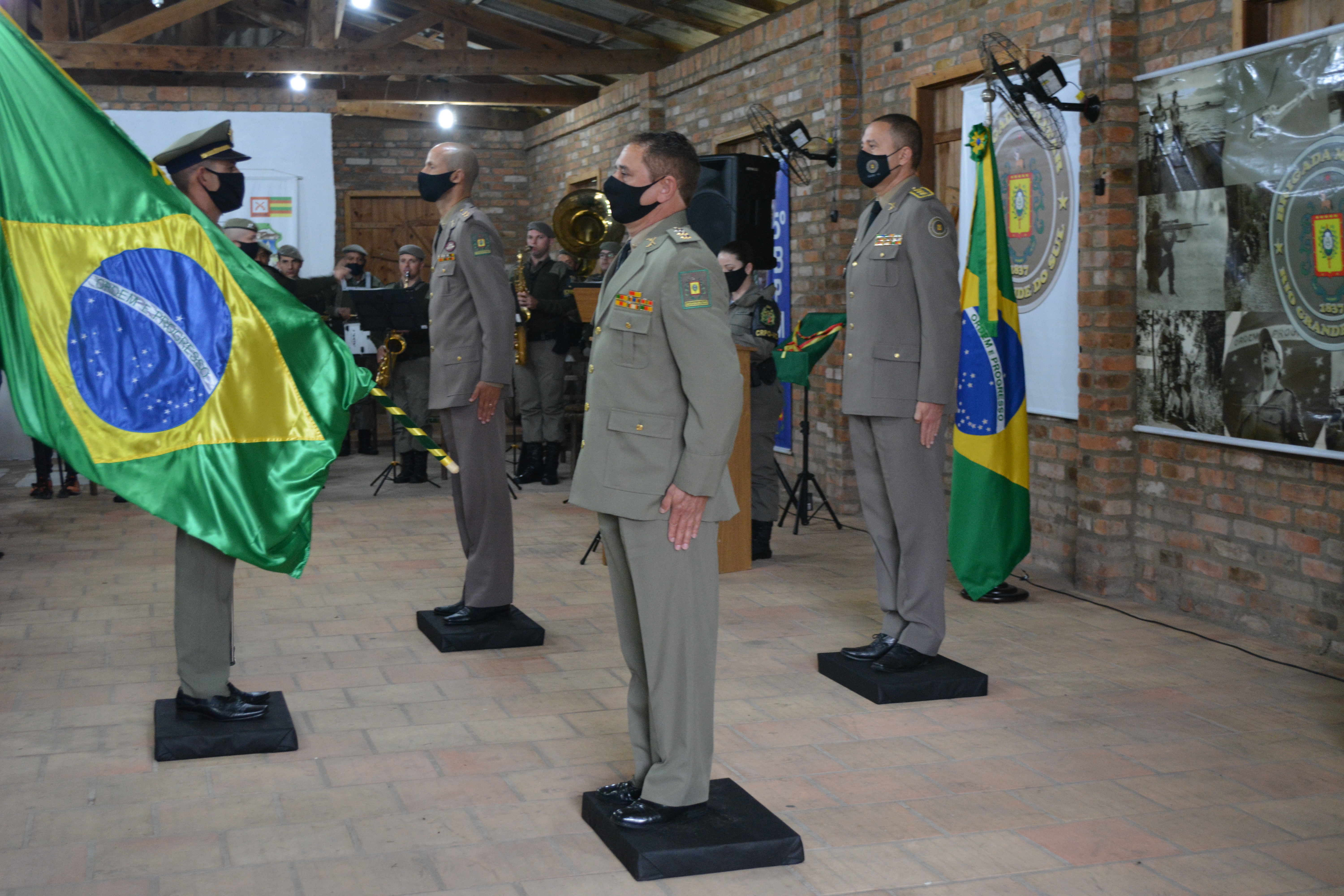 Presidente da Câmara de Vereadores Juarez Vieira da Silva participa de evento da troca de comando do CRPO Vale do Caí 