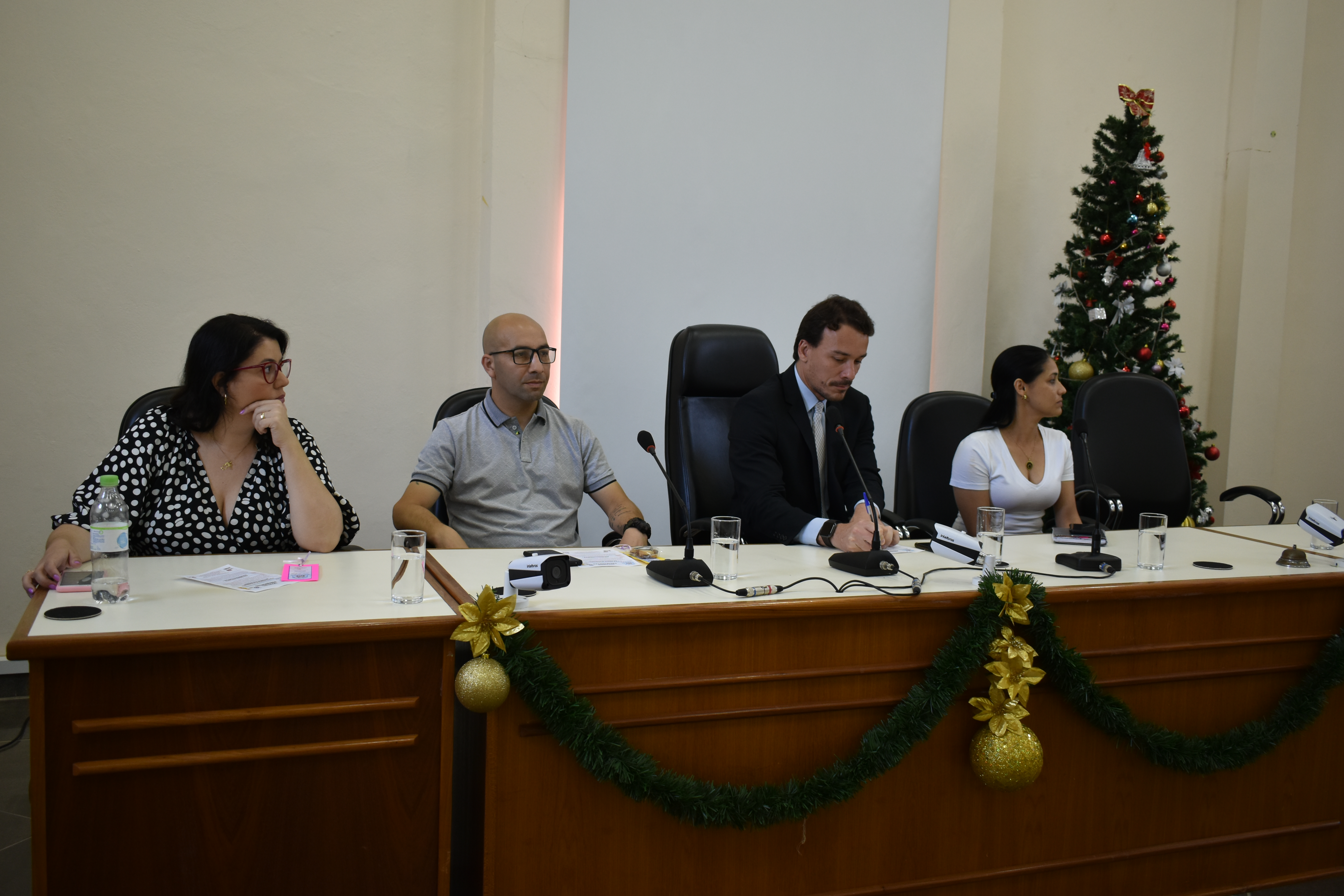 Presidente da Câmara de Vereadores participa do lançamento do Programa Família Acolhedora 