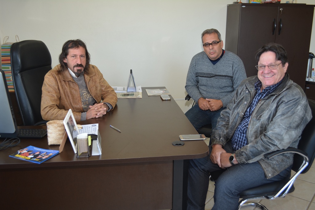 Presidente recebe a visita do diretor da Rádio Tamaran