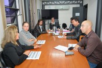 Projeto permitindo parcelamento das férias e o Prêmio dos servidores