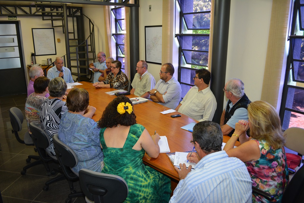  Repasse são fundamentais para manutenção dos corais da cidade