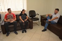 Representantes de uma gigante de Montenegro visitam o presidente da Câmara