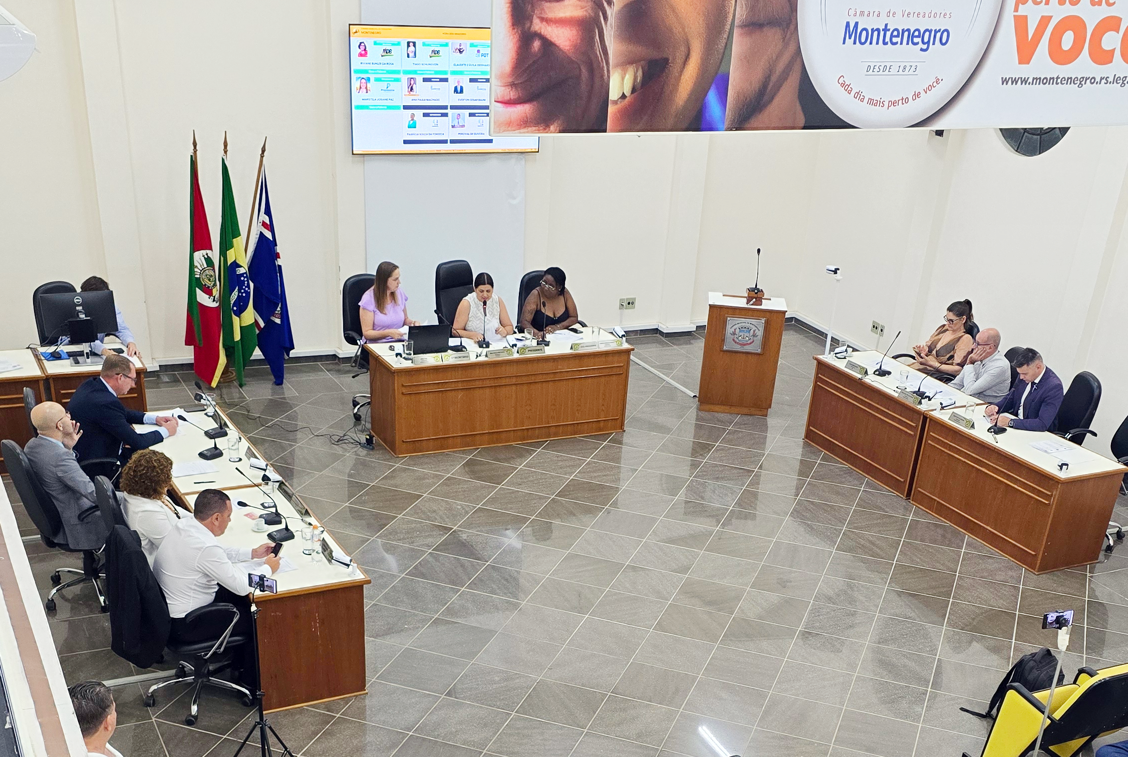 Requerimentos de reunião e homenagem a Cyro Müller aprovados na 14ª Sessão Ordinária