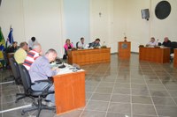 Retirado da pauta projeto que obriga o atendimento em tempo menor 