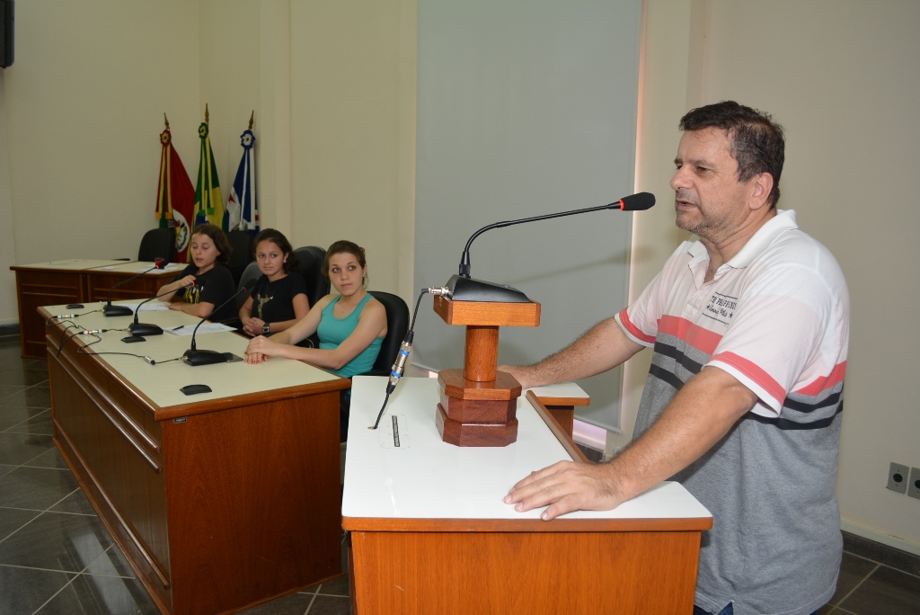 Segurança e Literatura foram os temas da Sessão Mirim