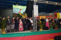 Sessão Solene da Câmara, no Centenário: discurso, canto e declamação 