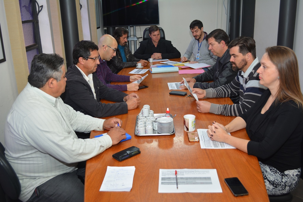 Solene Farroupilha às seis e meia desta quarta, na Câmara