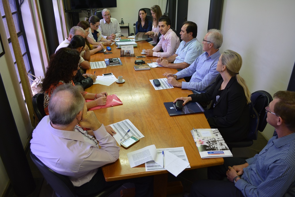 Técnicos da Fazenda apontam: Turno Único é uma das medidas para enfrentar a crise