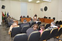 Vereadores aprovam projeto para contratar mais um Atendente na farmácia da “Assistência”