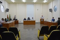 Vereadores aprovam reposição salarial para servidores públicos