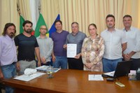 Vereadores pedem suspensão da terceira via na Capitão Cruz e prefeito atende