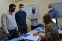 Vereadores se reúnem e querem recapeamento total da Ramiro Barcelos Vereadores se reúnem e querem recapeamento total da Ramiro Barcelos