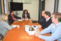 Vereadores sugerem 0800 para marcar consultas na Saúde