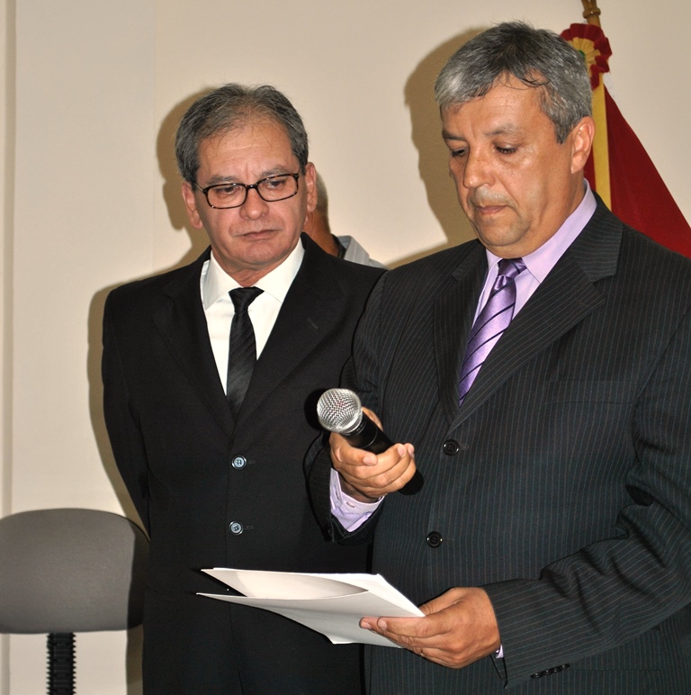 Vereadores votam contas de 2015 de Azeredo e Aldana