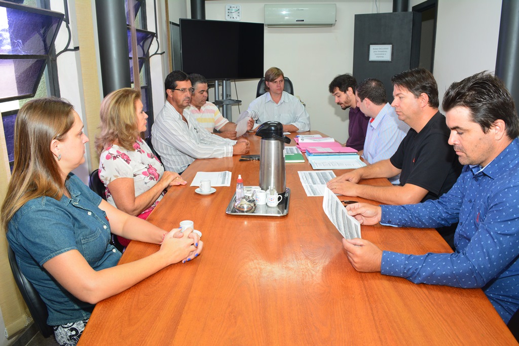Vereadores votam projeto para Prefeitura receber imóvel em doação